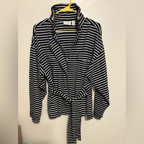 Chico's Sweaters - Chico’s Black White Striped Zip Jacket Size 2 Tie Waist Knit